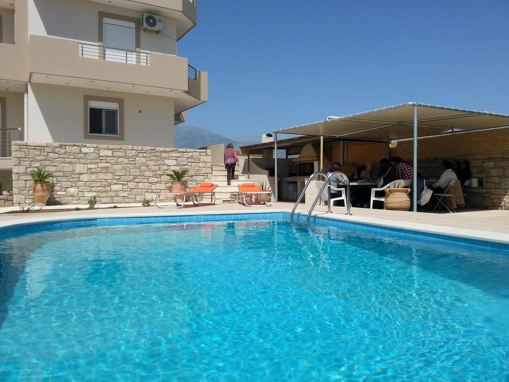 Elpidis Villa คอคคิโนส เปียร์โกส ภายนอก รูปภาพ