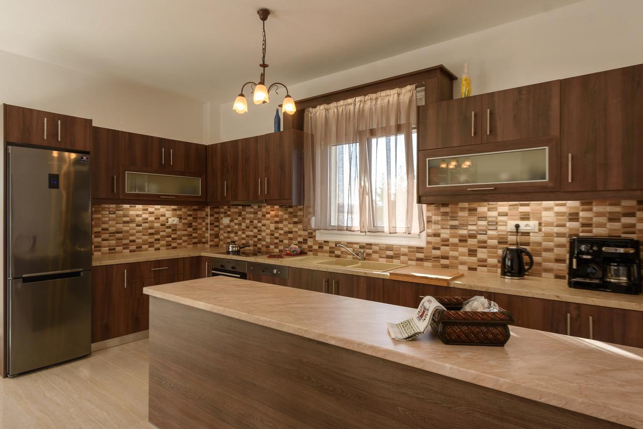 Elpidis Villa คอคคิโนส เปียร์โกส ภายนอก รูปภาพ